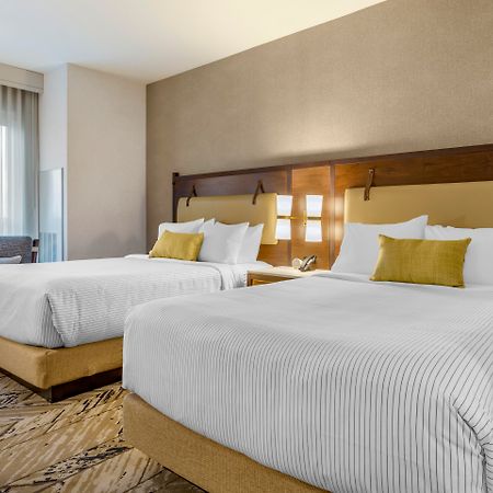 רונרט פארק Hotel Centro Sonoma Wine Country, Tapestry Collection Hilton מראה חיצוני תמונה