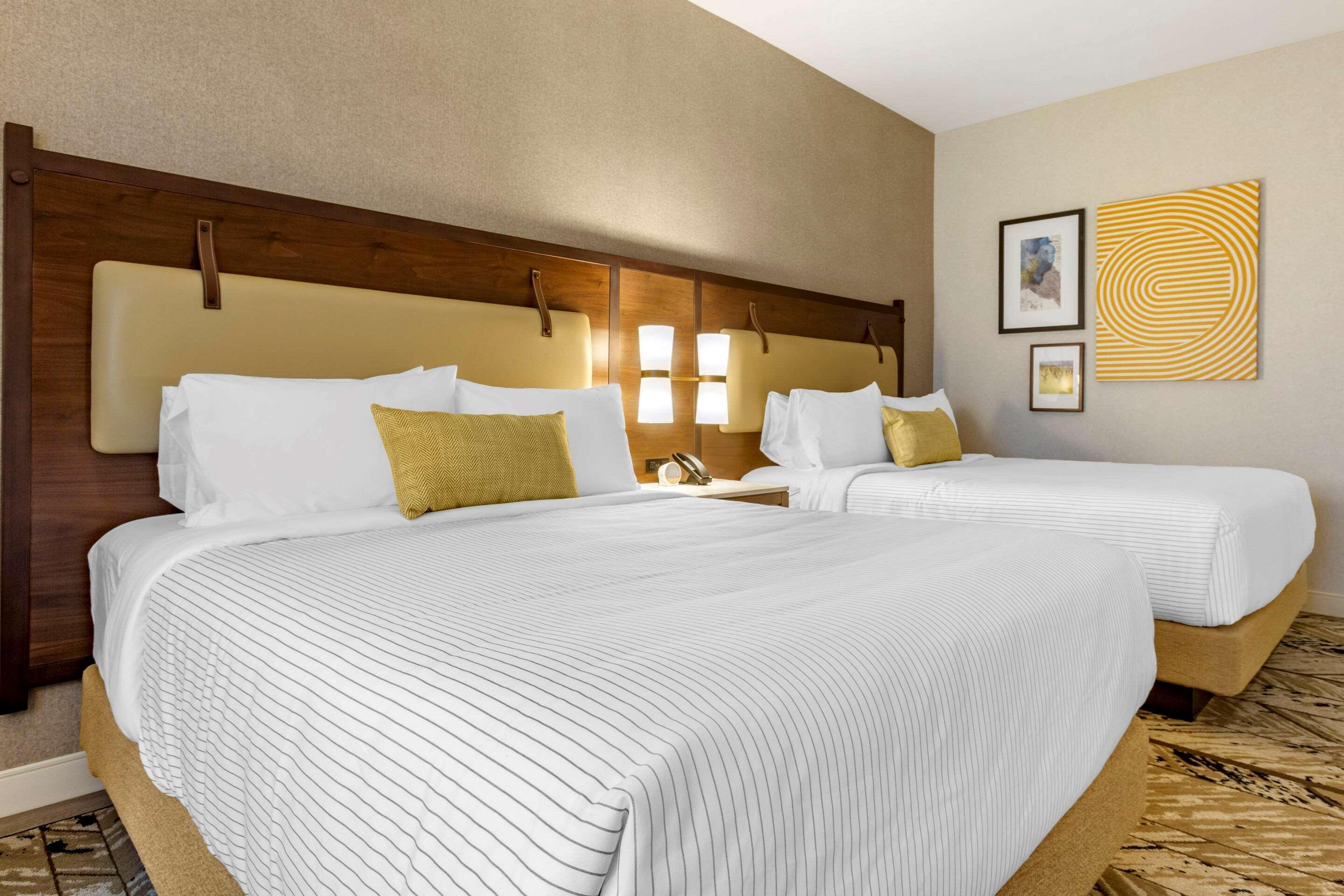 רונרט פארק Hotel Centro Sonoma Wine Country, Tapestry Collection Hilton מראה חיצוני תמונה